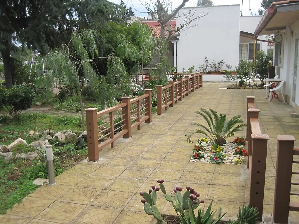 Bed & Breakfast Santos B&B Bari Italië